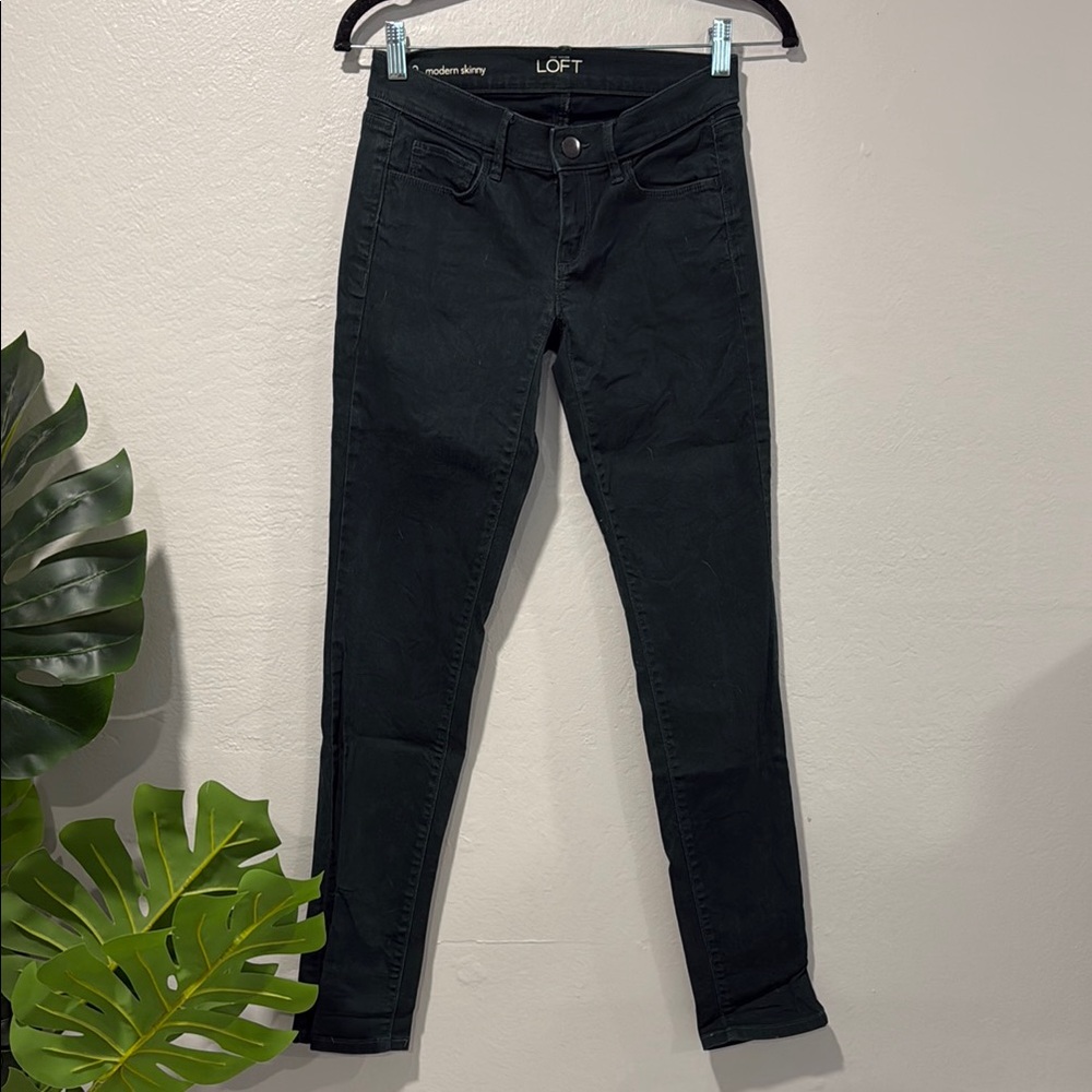 Loft modern skinny jeans in hunter forest green